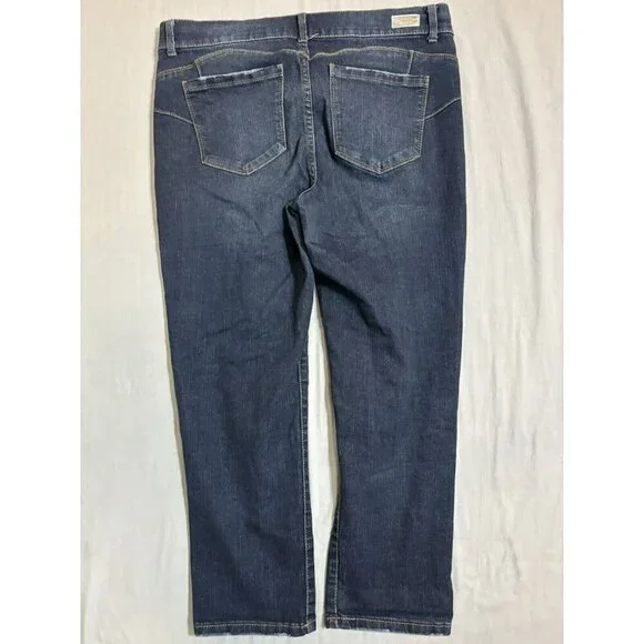 Women’s Juicy Couture Distressed Stretch Denim Capri Jeans Size 12 - Picture 2 of 8